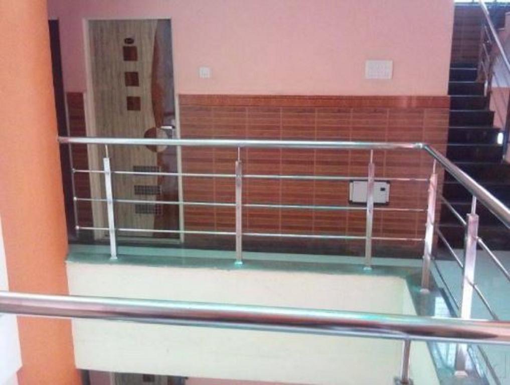 Sri Sai Sannidhi Hotel Shirdi Buitenkant foto
